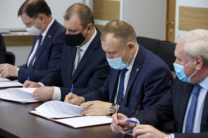 300 студентов-медиков получат образовательные сертификаты и трудоустроятся в районах края