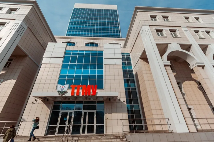 Преподаватели Тихоокеанского медуниверситета проводят занятия с сахалинскими школьниками