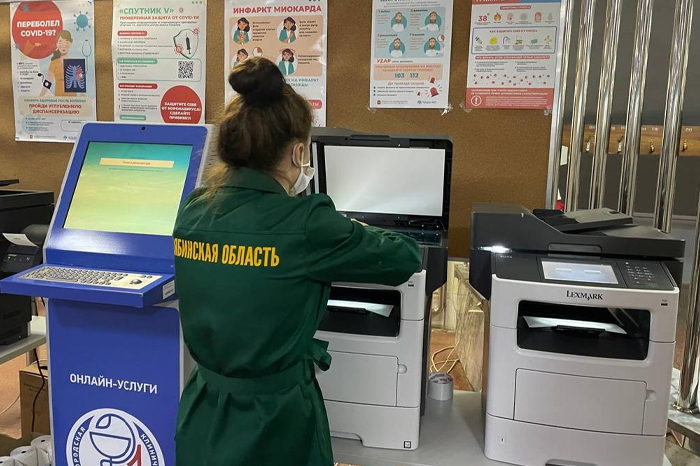Студотрядовцы ЮУГМУ помогают челябинцам прививаться от COVID-19