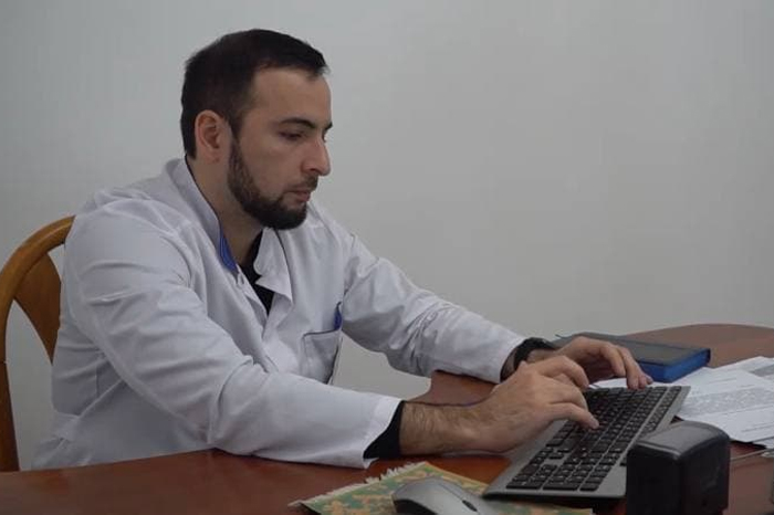 Коллектив Грозненской центральной районной больницы пополнился новыми врачами