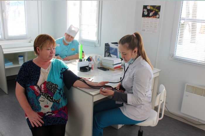 Жители села Новые Сосны Самарской области получают медпомощь в новом фельдшерско-акушерском пункте