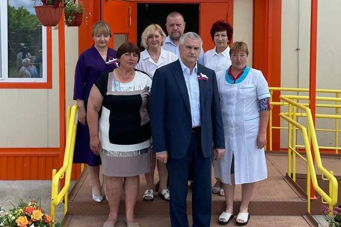 В Первомайском районе Крыма открыли два новых модульных ФАПа