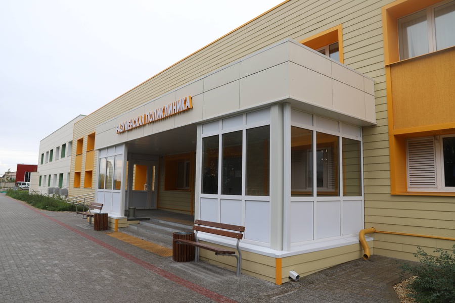 You are currently viewing Еще один врач разуменской поликлиники Белгородской области получил жилье в рамках губернаторской программы