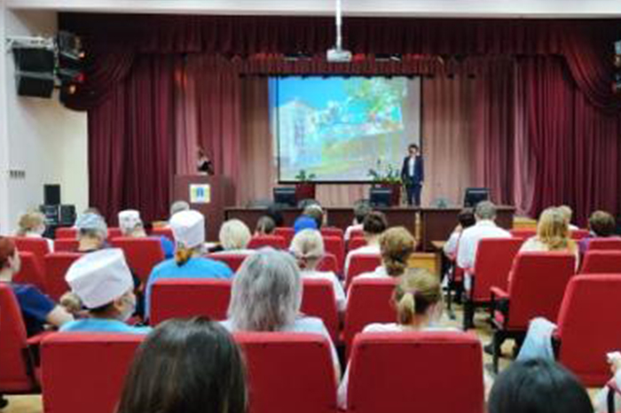 Молодых специалистов Центральной клинической городской больницы г. Ульяновска посвятили в профессию