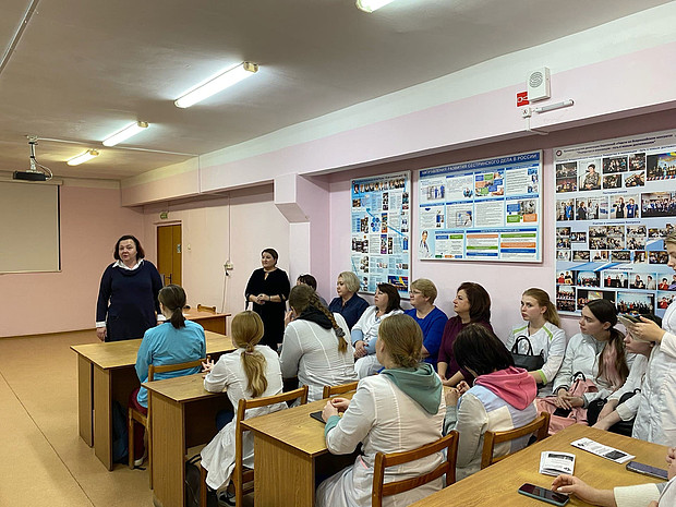Центр содействия трудоустройству выпускников Кировского медицинского колледжа помогает в адаптации молодых специалистов на рынке труда