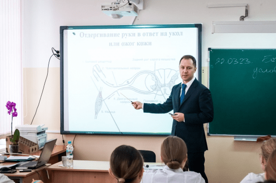 Министр здравоохранения Башкортостана принял участие в акции «Чиновник меняет профессию»