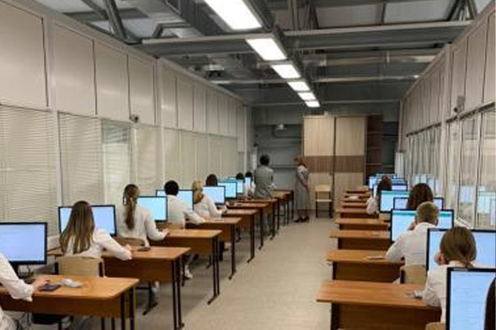 В Ульяновской области успешно прошли аккредитацию 517 молодых медицинских специалистов