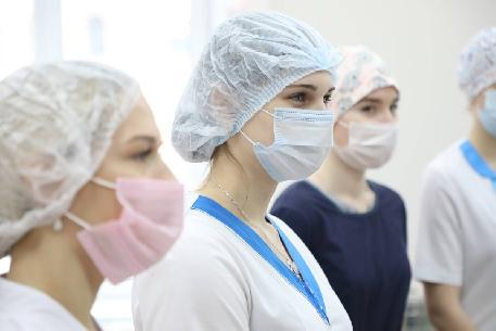 В Вологодской области увеличат выплаты медицинским работникам и студентам-медикам
