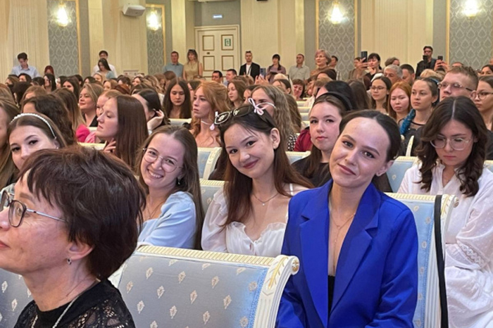 Более 500 выпускников Республиканского медколледжа придут работать в больницы Удмуртии