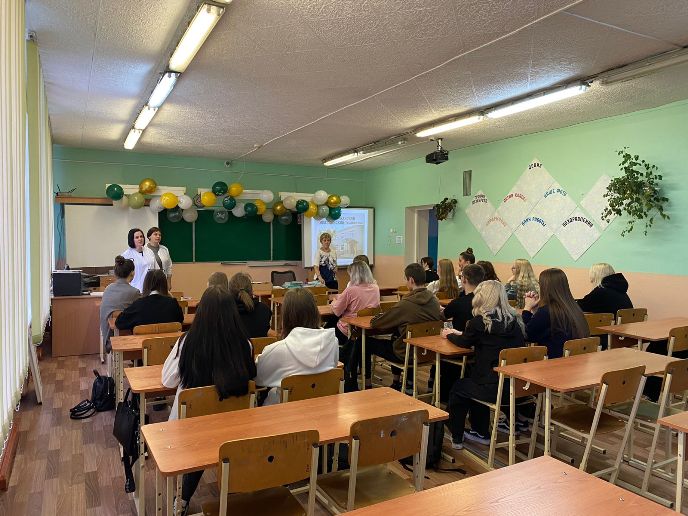 340 школьников Канска познакомились с медицинскими специальностями