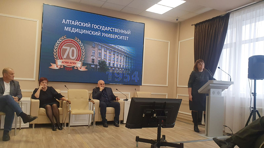 В медицинские организации края готовы трудоустроить 242 врача-стажера