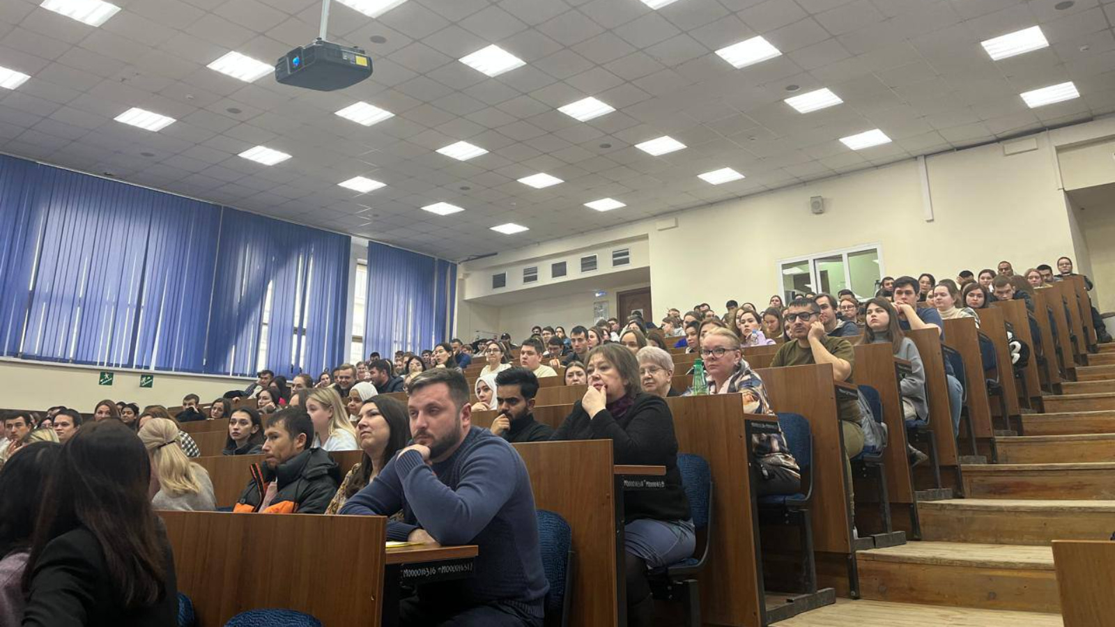 Ульяновских студентов пригласили на работу в инфекционку Набережных Челнов