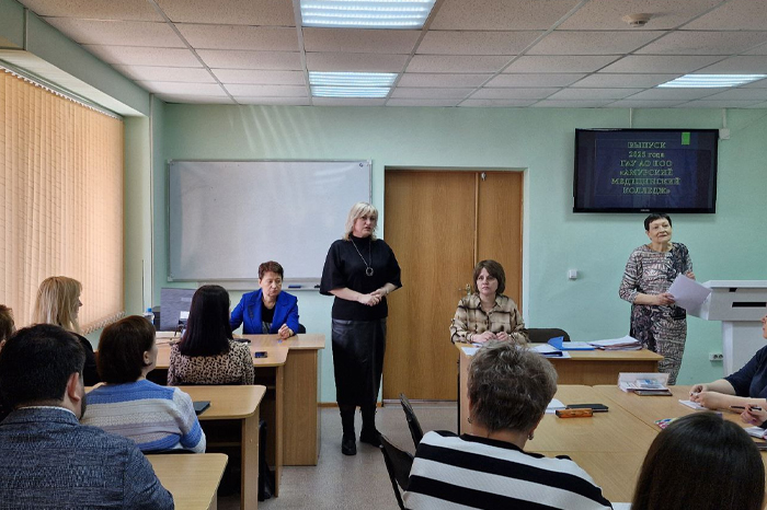В Амурском медицинском колледже состоялось распределение студентов выпускного курса