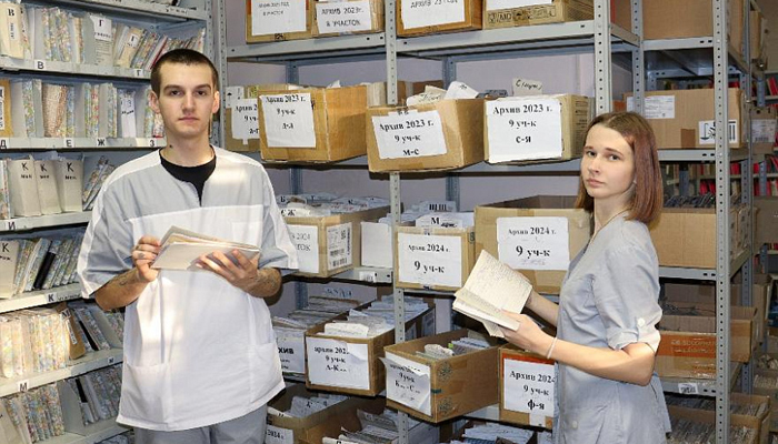 Будущие медики из АИРМО проходят практику в барнаульском психоневрологическом диспансере