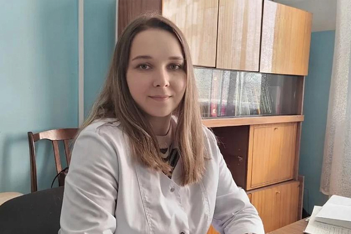 Молодой терапевт теперь принимает пациентов Поспелихинской ЦРБ