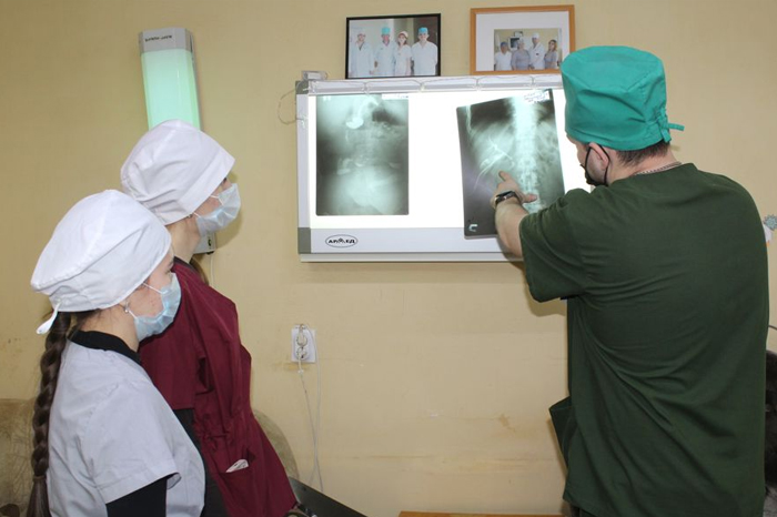 В Алатырской больнице молодых специалистов курируют опытные наставники